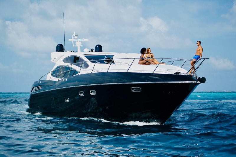 luxury yacht rentals la paz