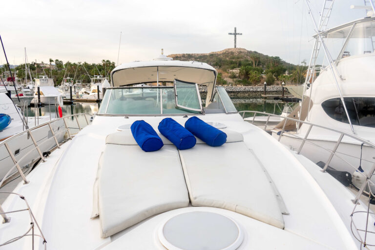 Bow sunpad with cushions on the 52' Cruiser Express