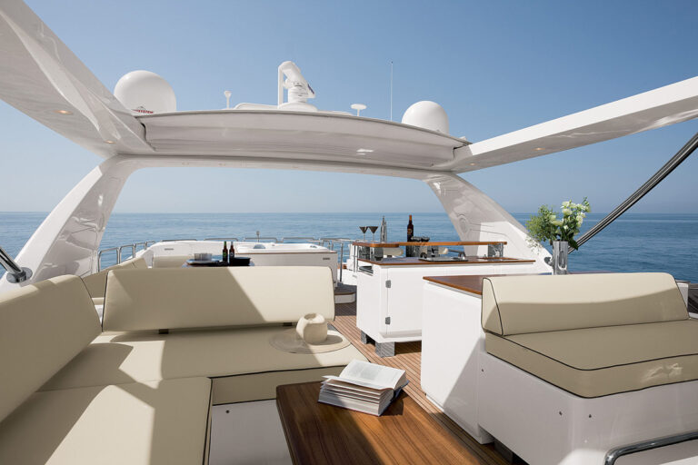 Flybridge lounge of the 100' Azimut